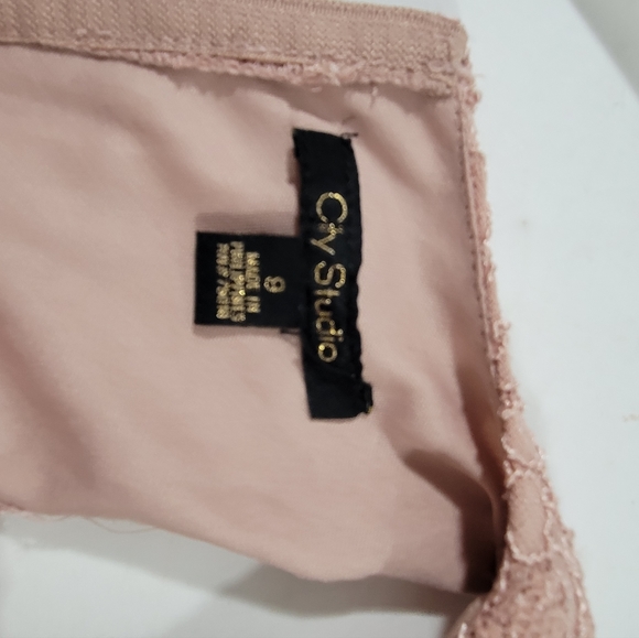 Citi Studio Dress  -- ITEM # 20 - Picture 4 of 9